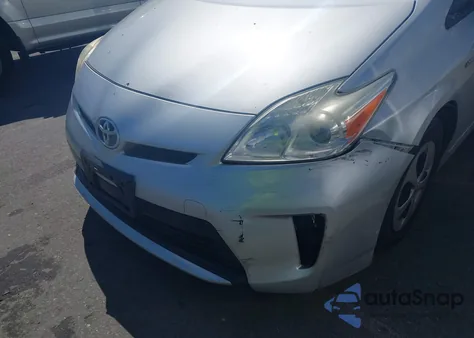 2015 Toyota Prius Two z USA, uszkodzony, nr VIN JTDKN3DU8F0481696